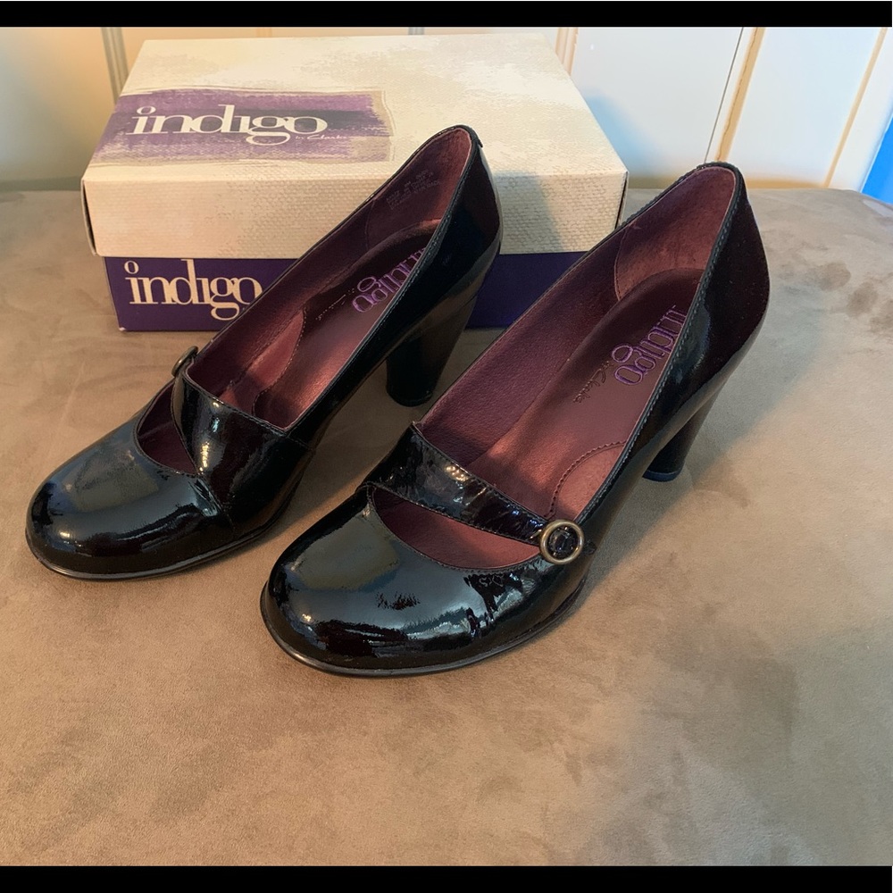 Indigo by Clark’s Kara Rose size 8